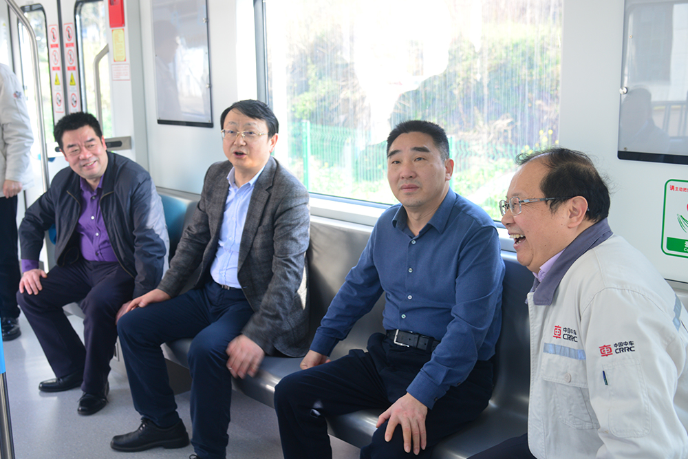 調研.jpg 調研.jpg